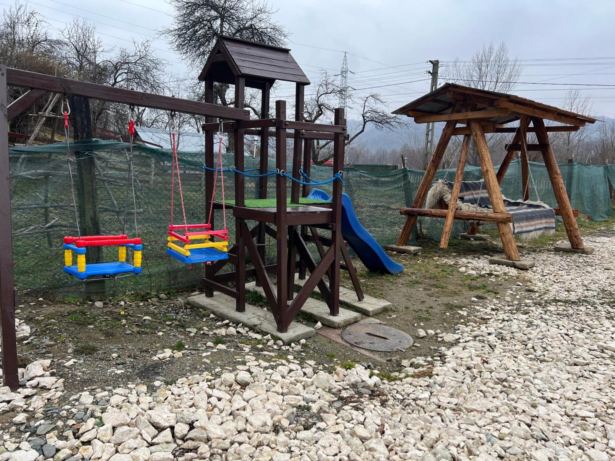 Willa Casa Lupilor Transfagarasan Căpăţîneni-Ungureni Zewnętrze zdjęcie